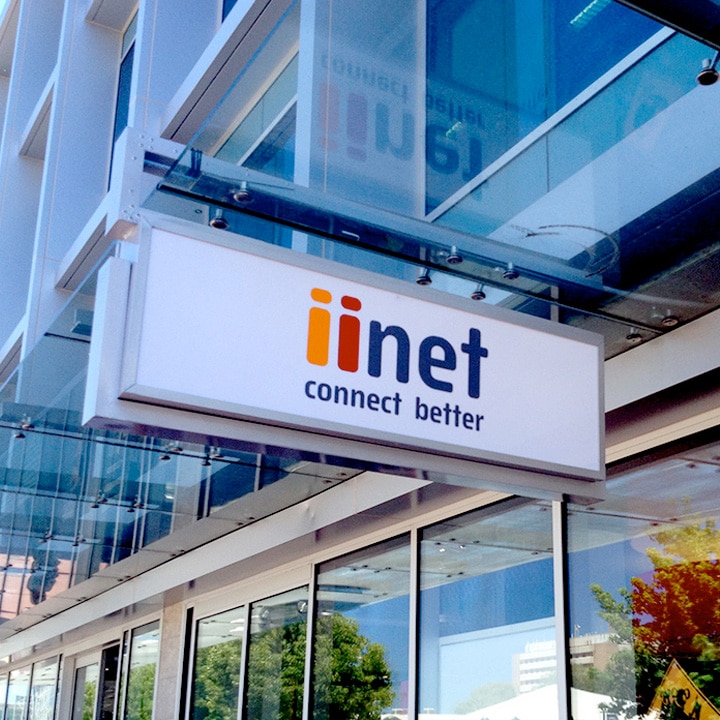 Perth Sign Installers: iinet lightbox, Perth, Western Australia